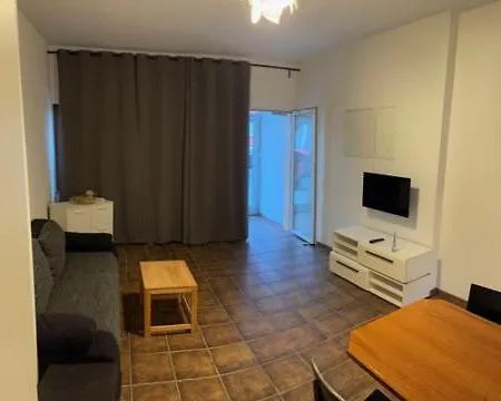 Ideal Fuer Monteure Oder Studenten - Moeblierte In Roonstrasse Oberhausen Apartment *