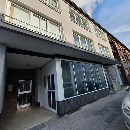 Ideal Fuer Monteure Oder Studenten - Moeblierte In Roonstrasse Lägenhet Oberhausen (North Rhine-Westphalia)