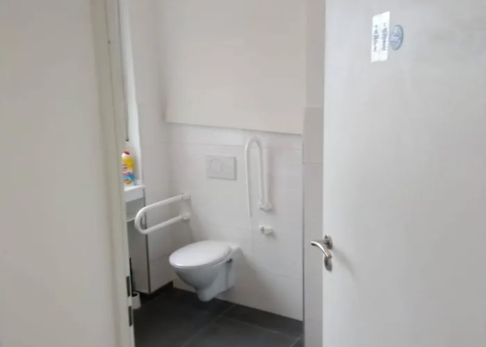 Ideal Fuer Monteure Oder Studenten - Moeblierte In Roonstrasse Appartement Oberhausen (North Rhine-Westphalia)