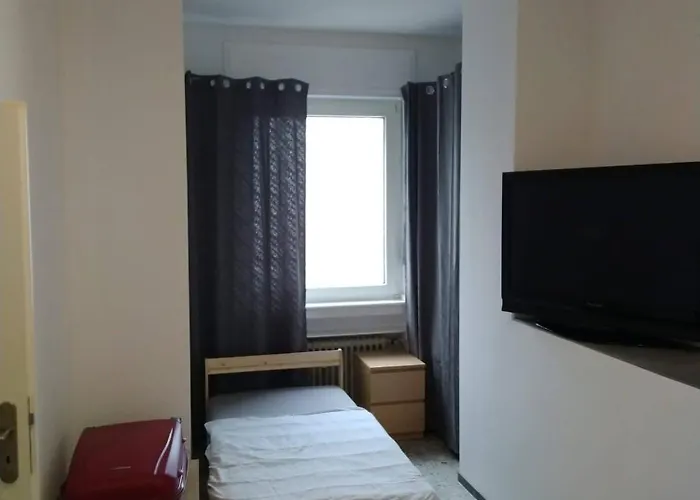 Ideal Fuer Monteure Oder Studenten - Moeblierte In Roonstrasse * Oberhausen (North Rhine-Westphalia)